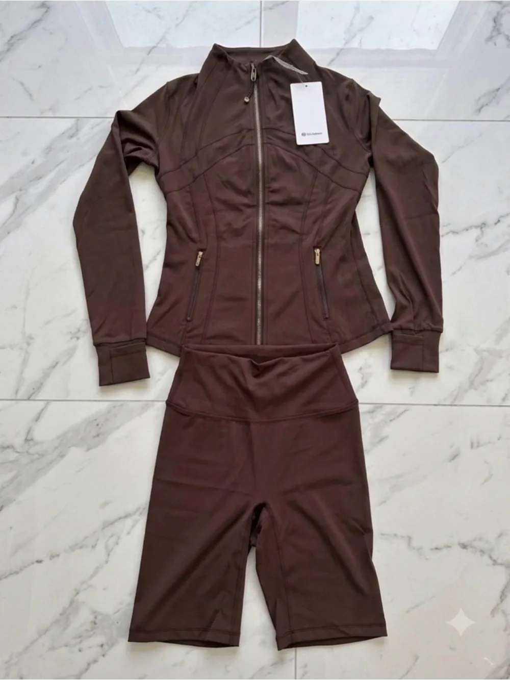 Lululemon Brown Set Size 4